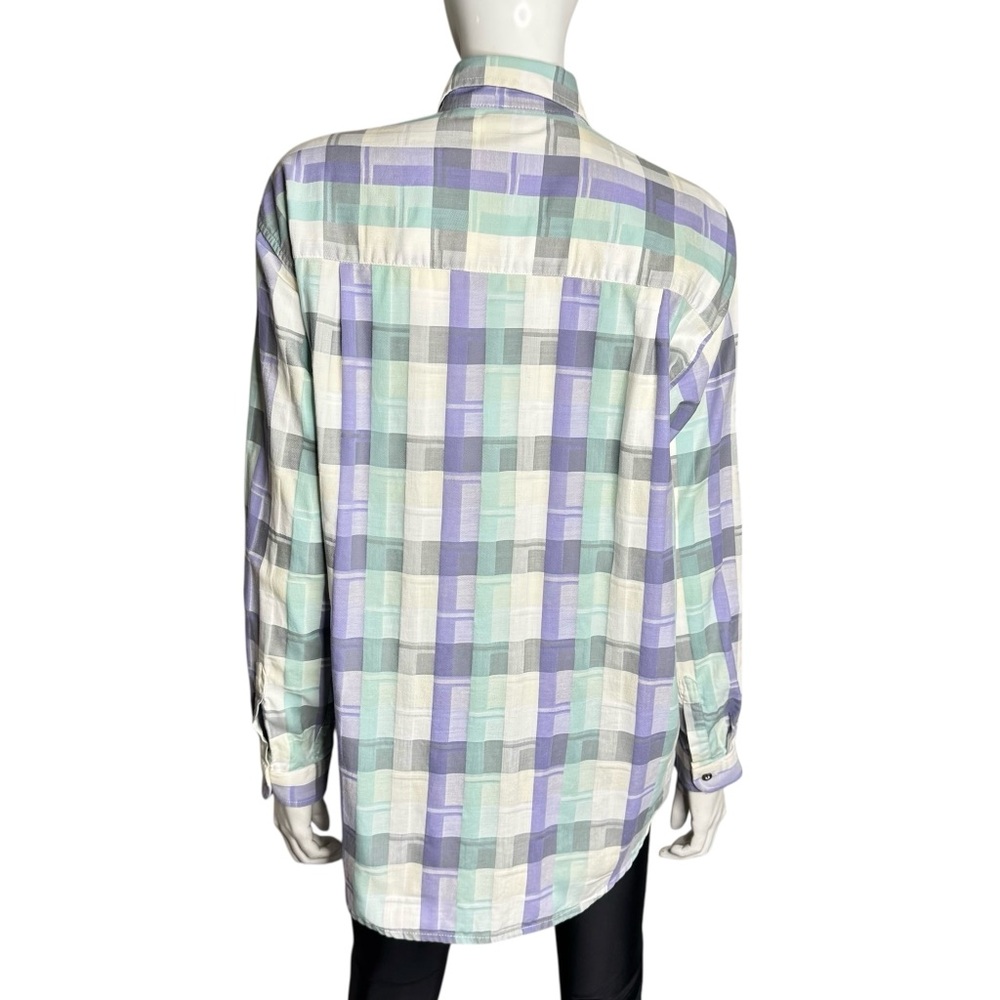 Patagonia Multicolor Purple White and Green Plaid Button Down Shirt - Picture 5 of 7
